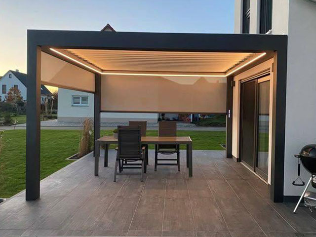Maßgefertigte Aluminium-Terrassenüberdachung in Witzenhausen